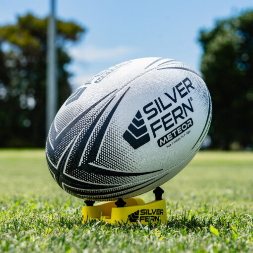 SILVER FERN METEOR MATCH BALL - SIZE 5 - Image 3